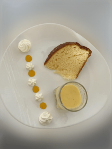 Gâteau au citron et crème anglaise